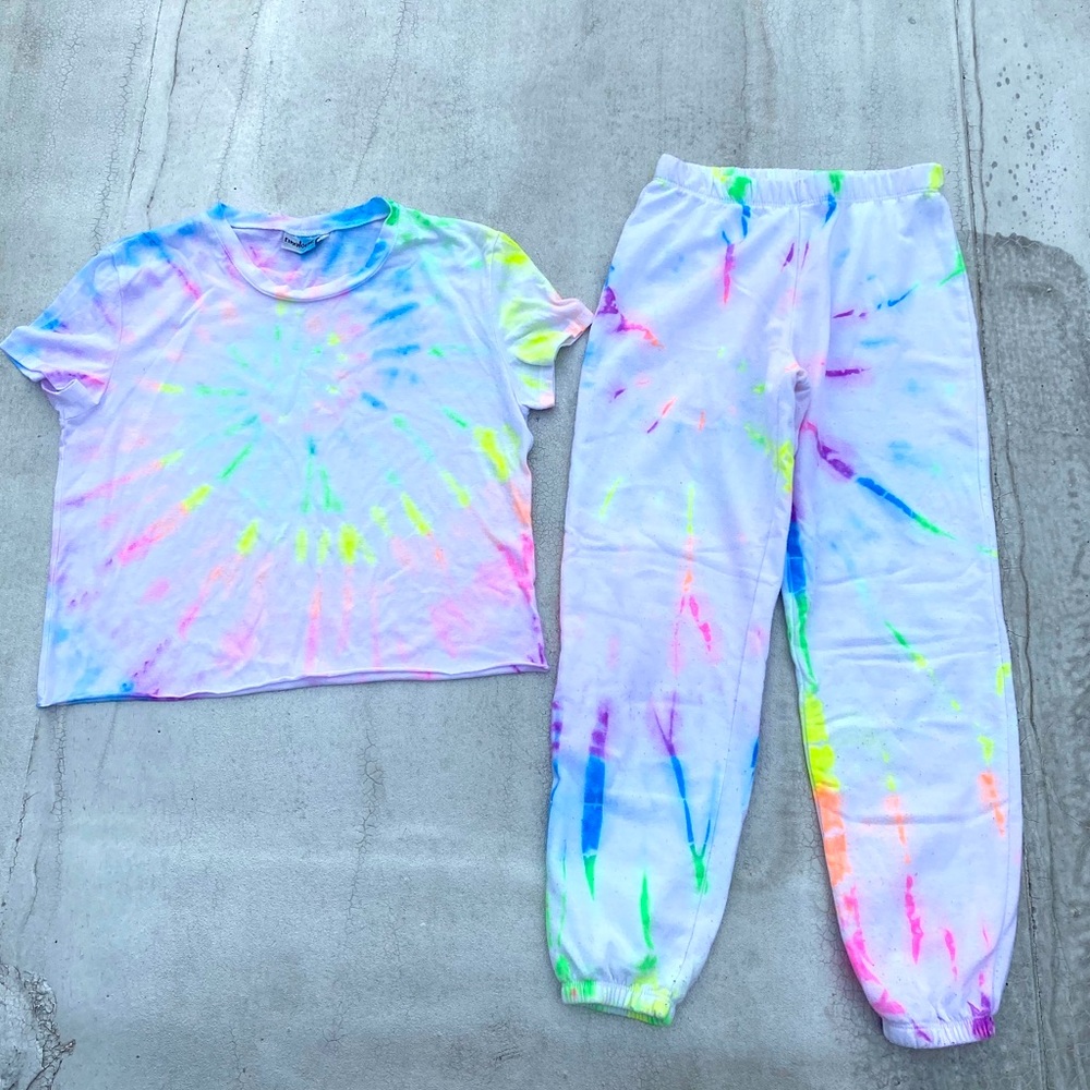 Neon Tie-dye FIREHOUSE Tee & Sweats